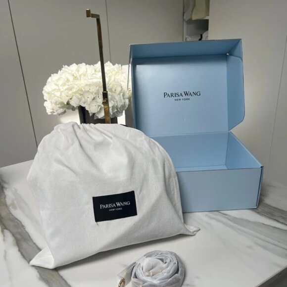 Parisa Wang Madison top handle bag in burgundy. Arrived a few weeks ago - Picture 13 of 15